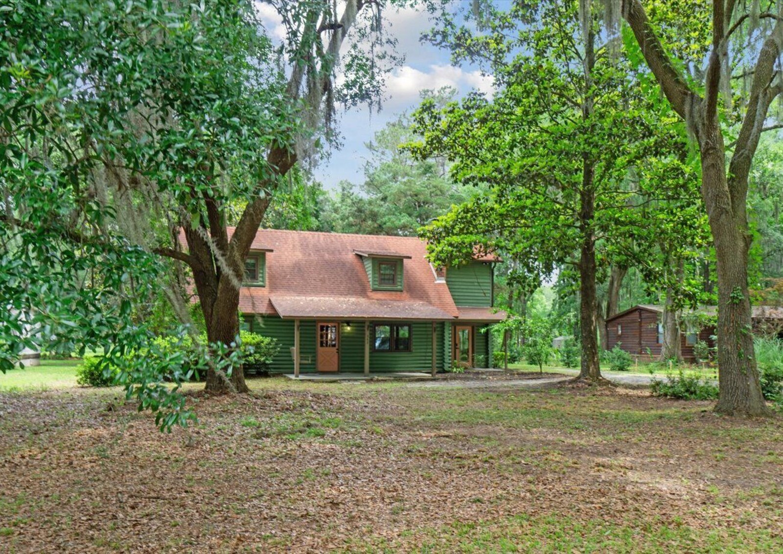 GA Gem cabin exterior
