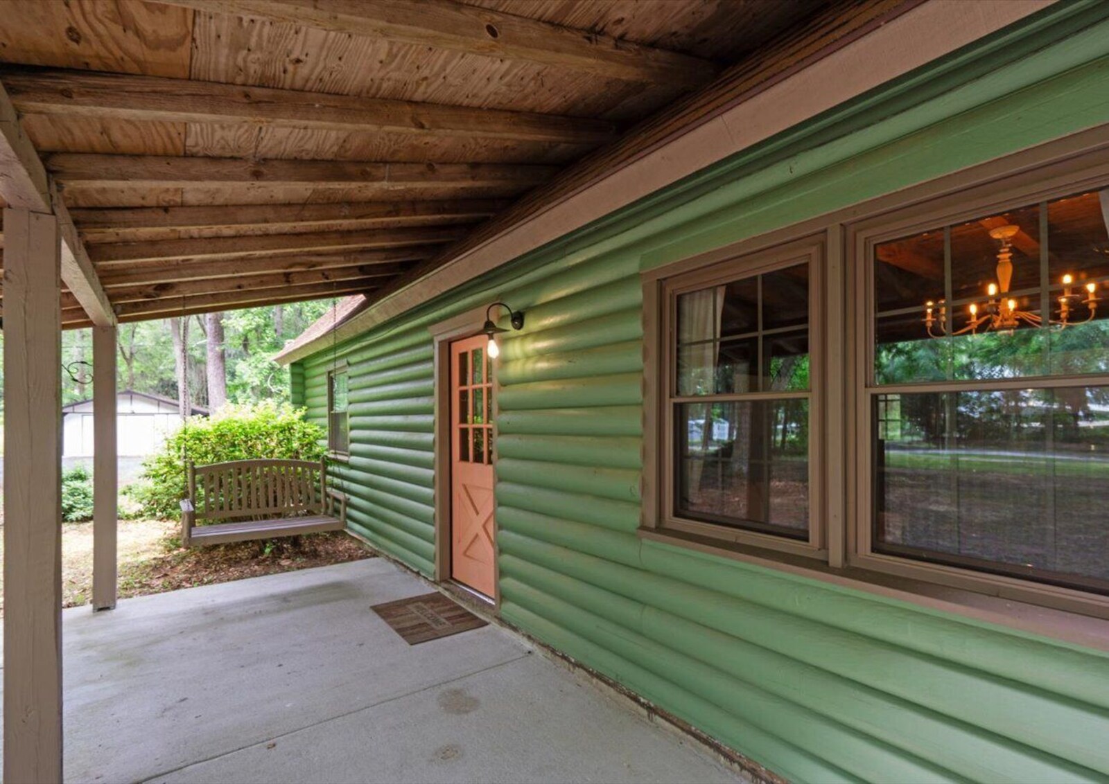 Covered porch at GA Gem